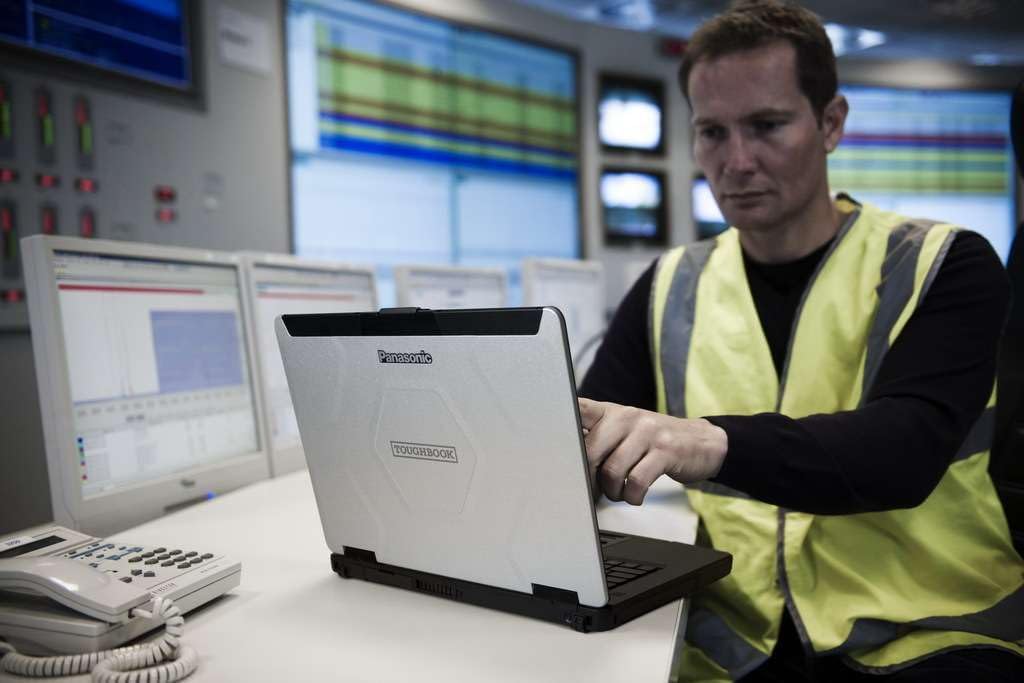 Panasonic Toughbook CF-54 MK2, Rugged Laptop, i5-6300U @3.00GHz, 14-inch HD Non-Touch, 16GB, 512GB SSD, DVD, 4G LTE, Webcam, Windows 11 Pro (Renewed)