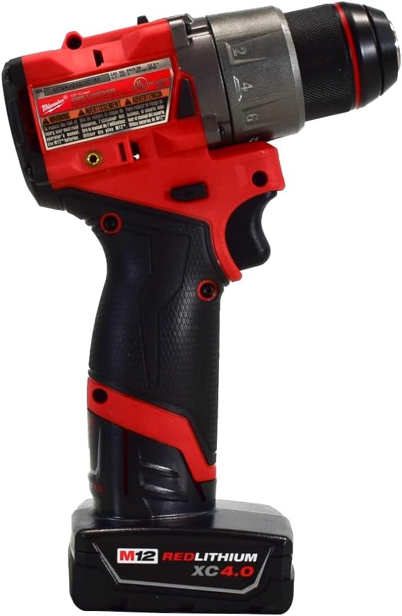 Milwaukee 3403-22 12V Cordless 1/2' Drill Driver Kit w/Batteries, Charger & Case