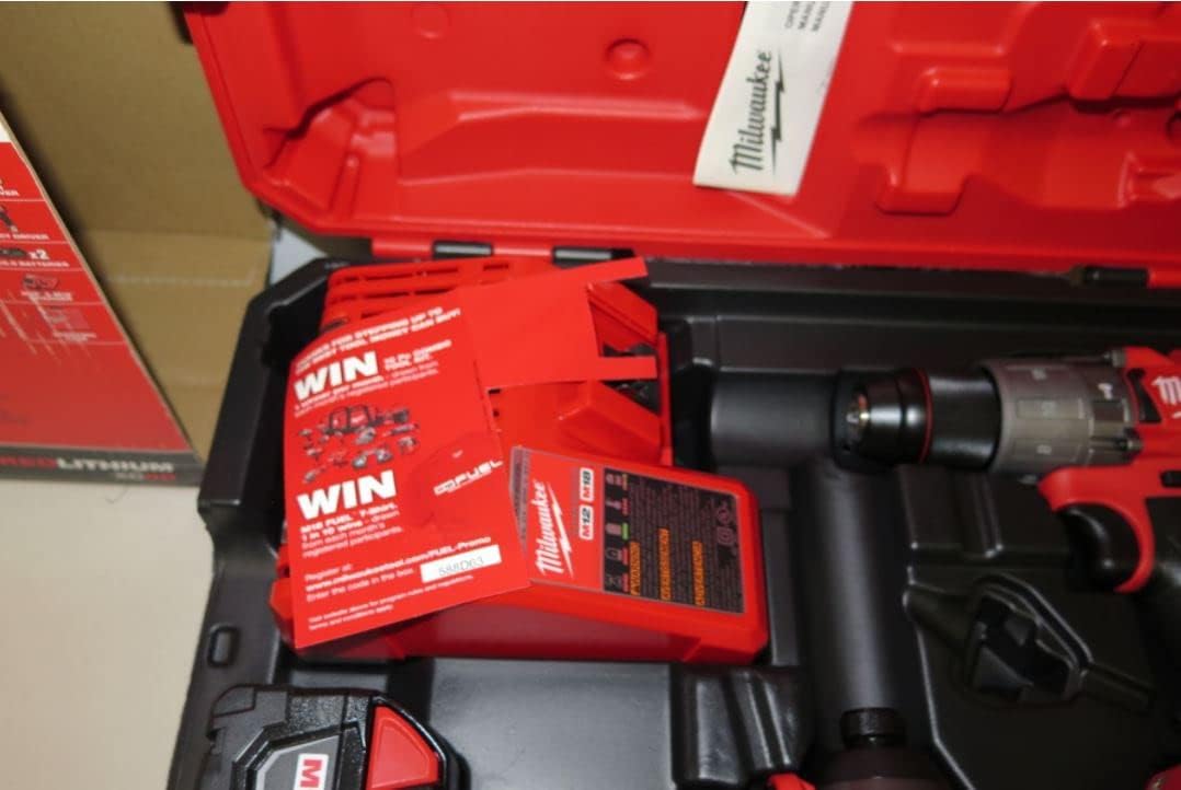 Milwaukee 2997-22 Hammer Drill/Impact Driver Kit