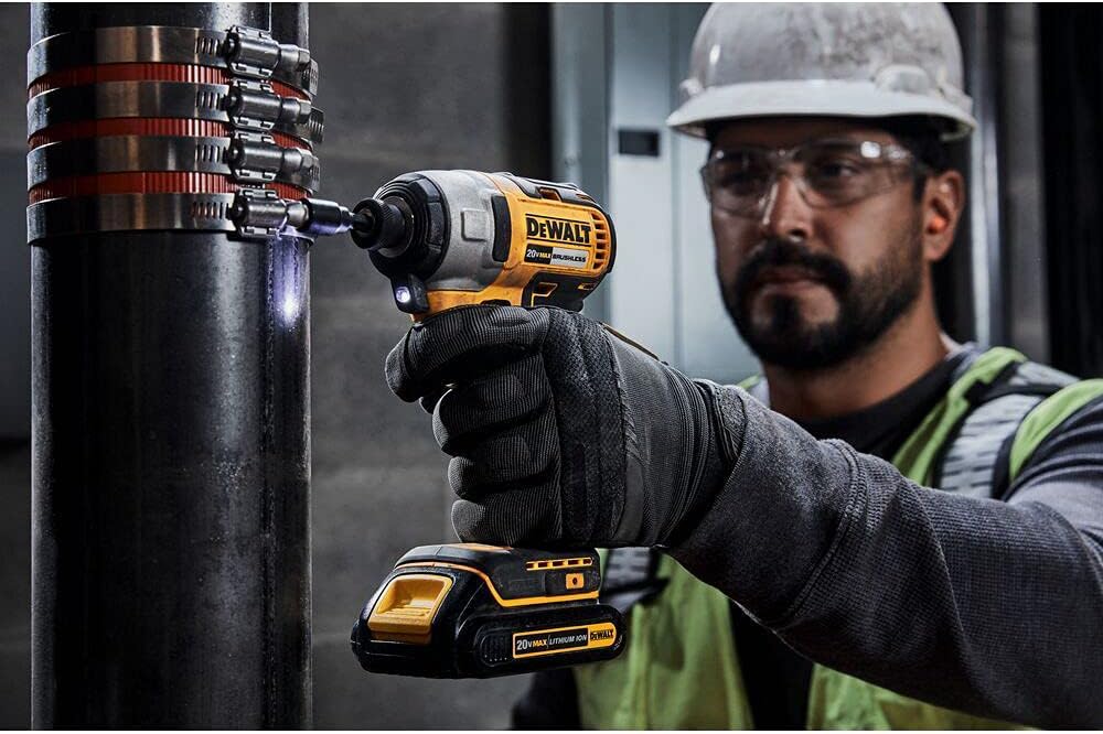 DEWALT 20V MAX Cordless Impact Driver Kit, Brushless, 1/4' Hex Chuck, 2 Batteries and Charger (DCF787C2)