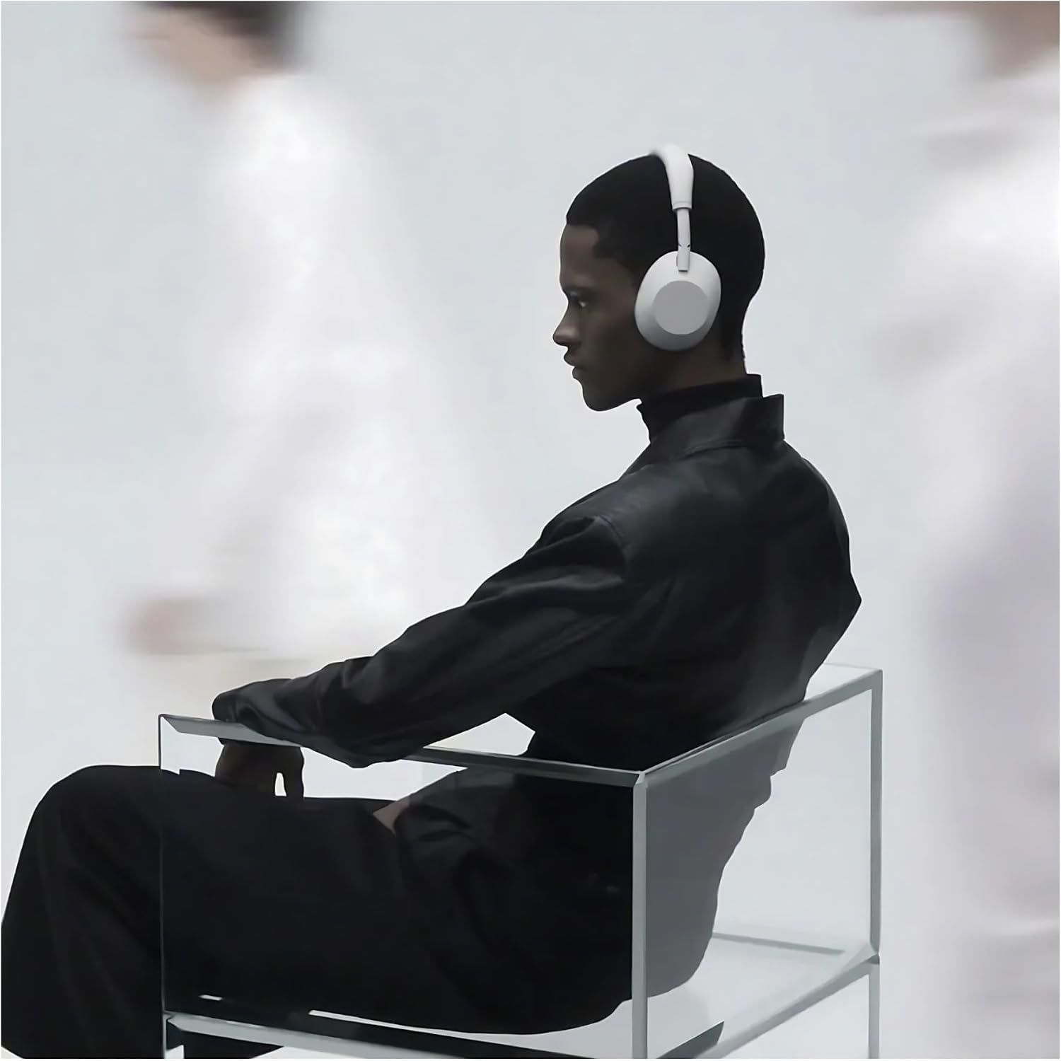 Sony - WH-1000XM6 Wireless Noise-CANCELING Headphones Bundle - Silver