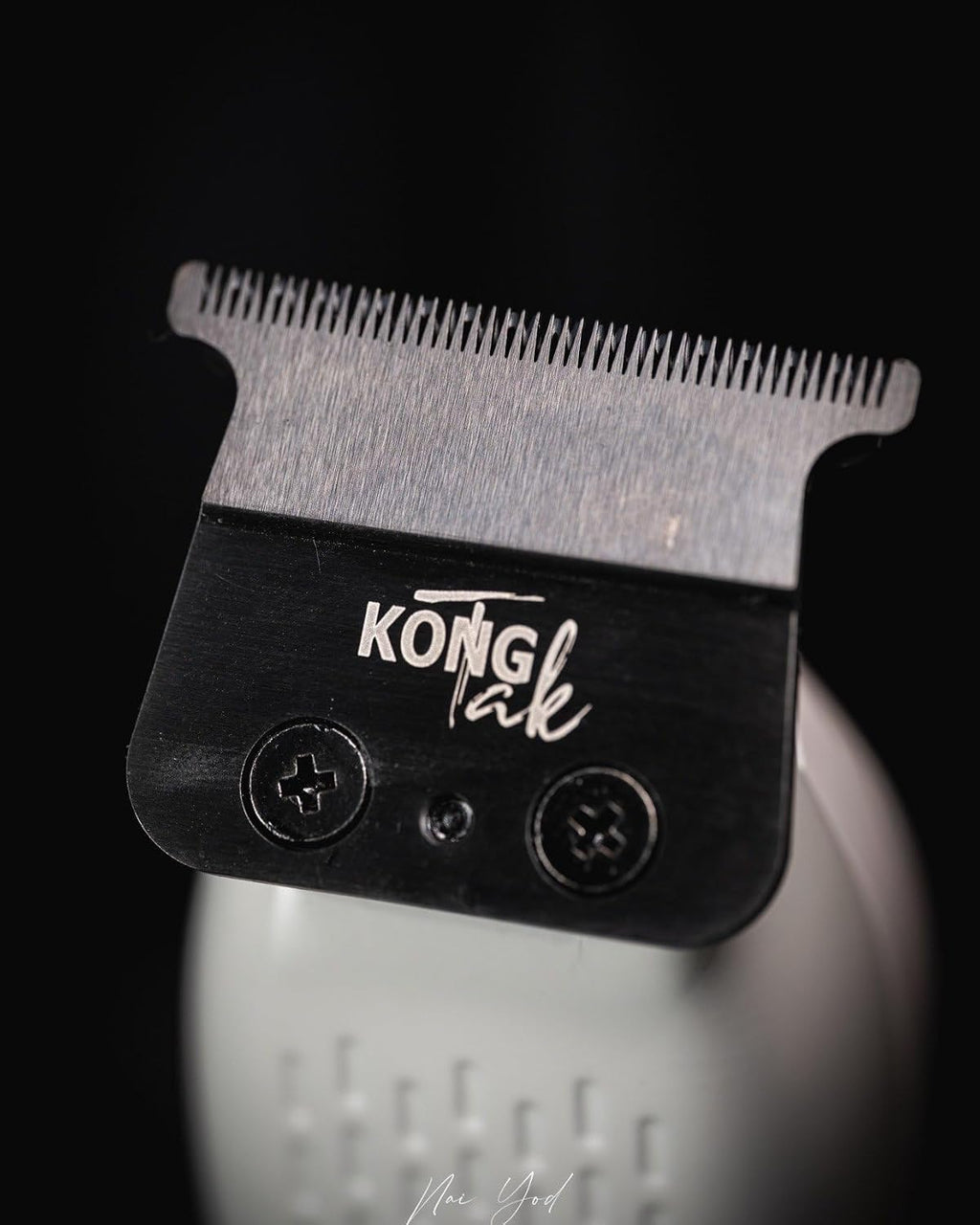 G66 Professional Hair Trimmer with Digital Vector Motor UP to 12,000 SPM and DLC Blade