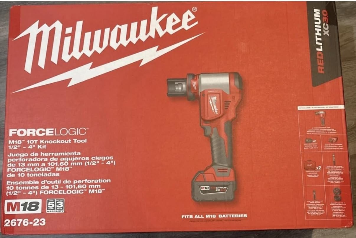 Milwaukee 2676-23 M18 Forcelogic 10-ton Knockout tool 1/2' to 4' Kit