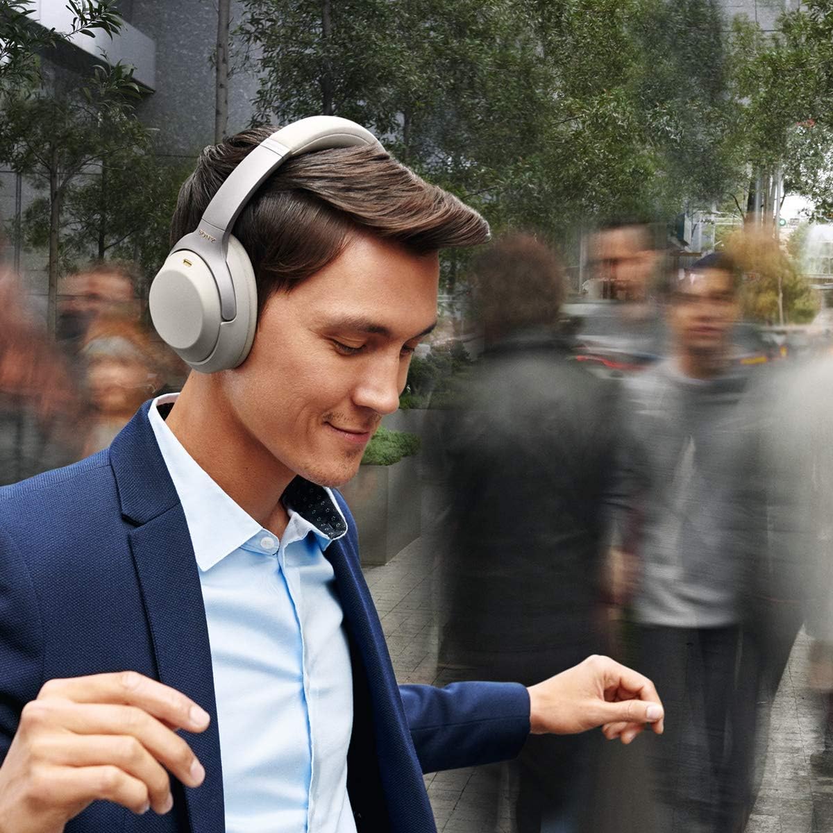 Sony WH1000XM3 Noise Cancelling Headphones : Wireless Bluetooth Over the Ear Headset – Silver (2018 Version)