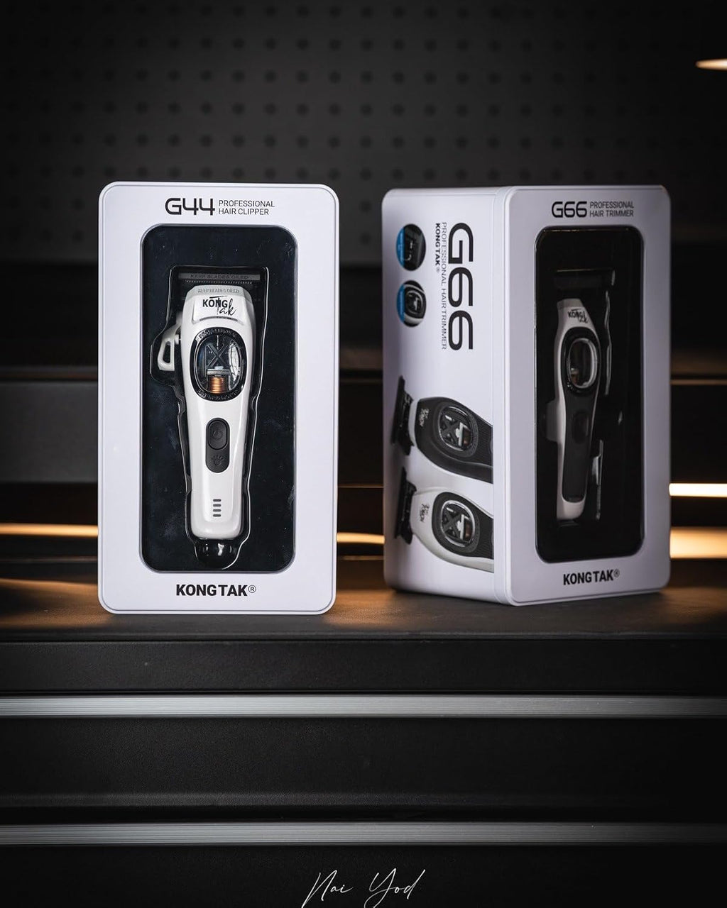 G44 Professional Hair Clipper with Digital Vector Motor UP to 12,000 SPM and DLC Blade