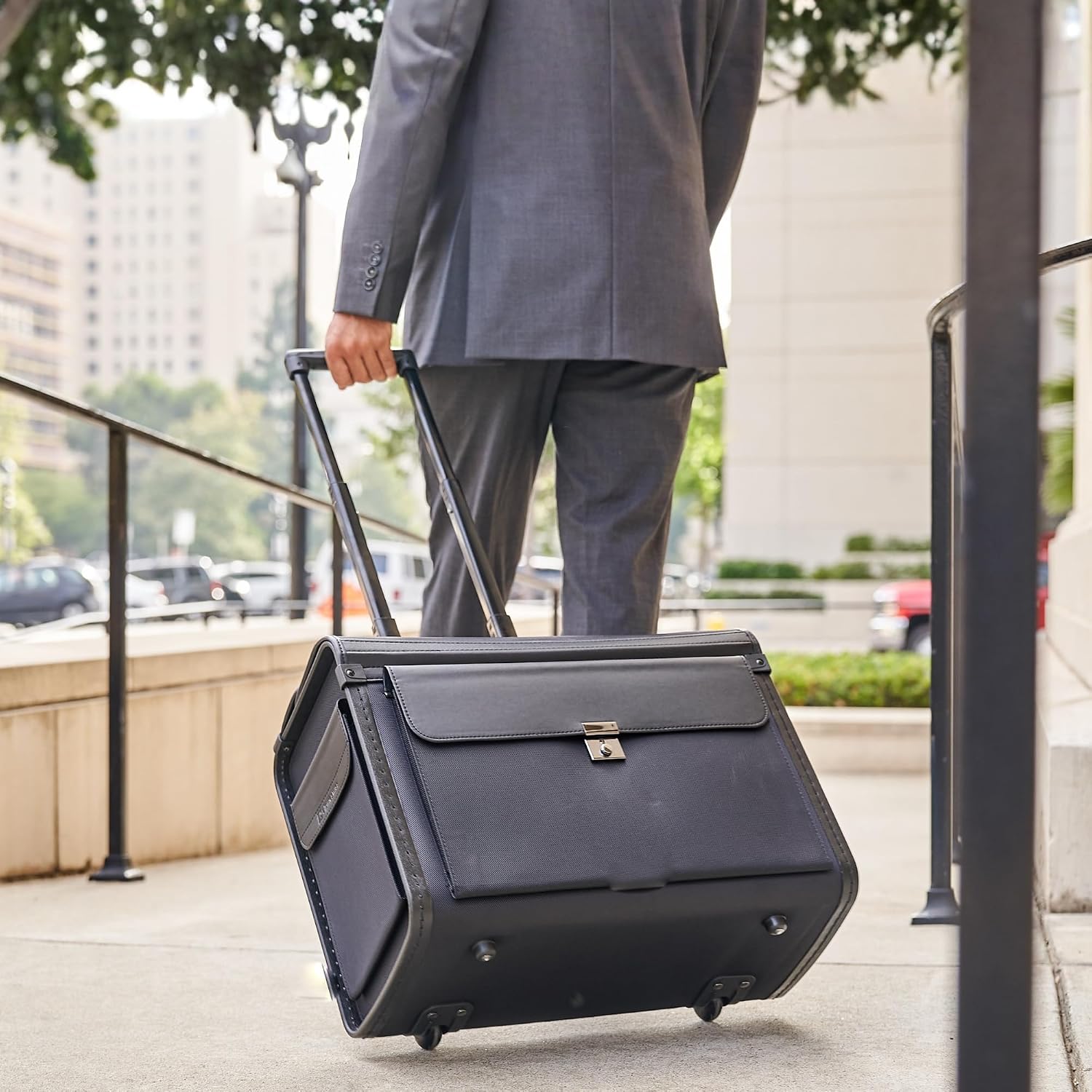 Alpine Swiss Rolling 17' Laptop Briefcase on Wheels Attache Lawyers Case Legal Size