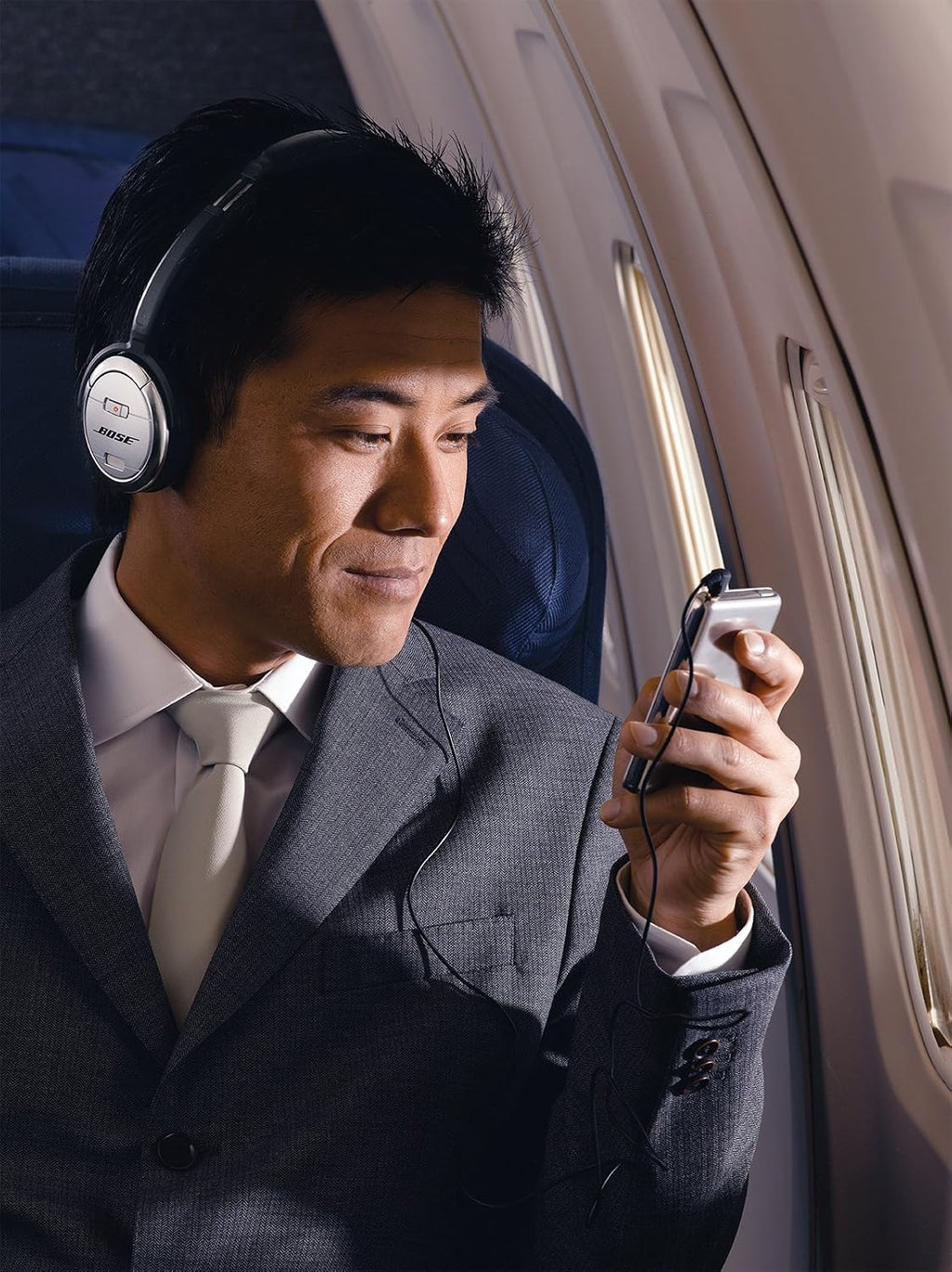 Bose QuietComfort 3 Acoustic Noise Cancelling Headphones, Black (Renewed)