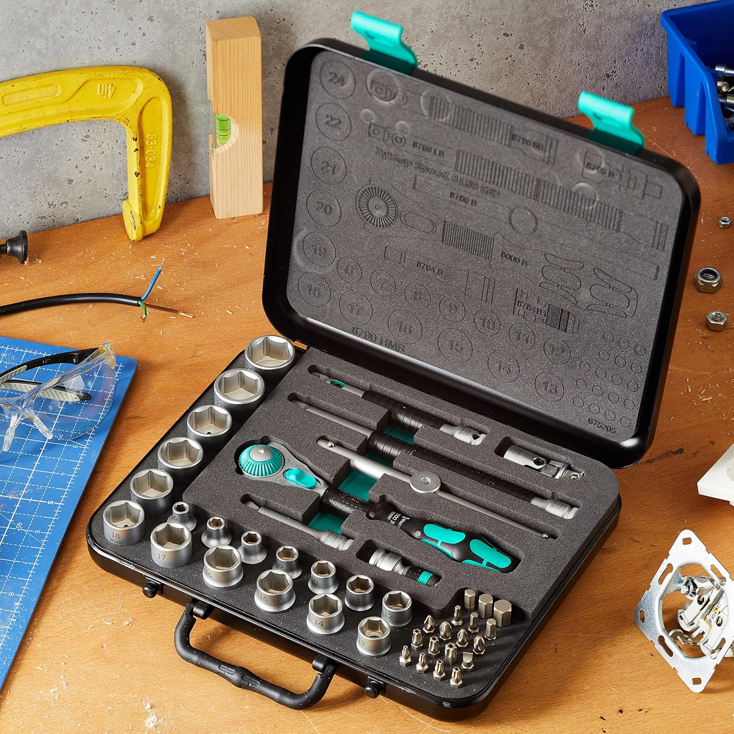 Wera - 5003594001 8100 SB 2 Zyklop 3/8' Metric Ratchet Set ( Piece of 43)